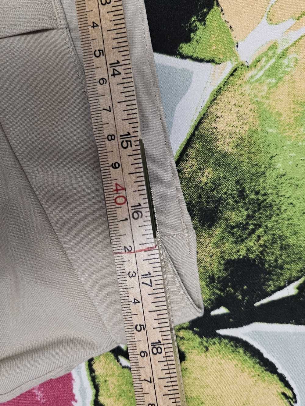 lululemon athletica Men's Khaki Straight-Leg Pants - Light Beige - Picture 6 of 9